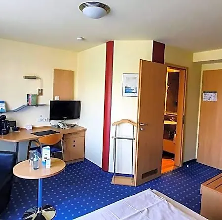 Ifen מלון 3*